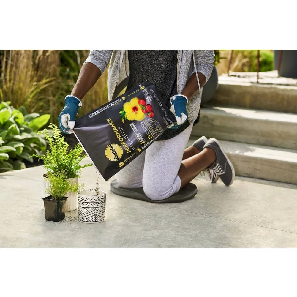 New ๐งจ 6 Qt. Performance Organics All Purpose Potting Soil Mix (2-Pack) by Miracle-Gro ๐ฏ 2 New ๐งจ 6 Qt. Performance Organics All Purpose Potting Soil Mix (2-Pack) by Miracle-Gro ๐ฏ - Image 2